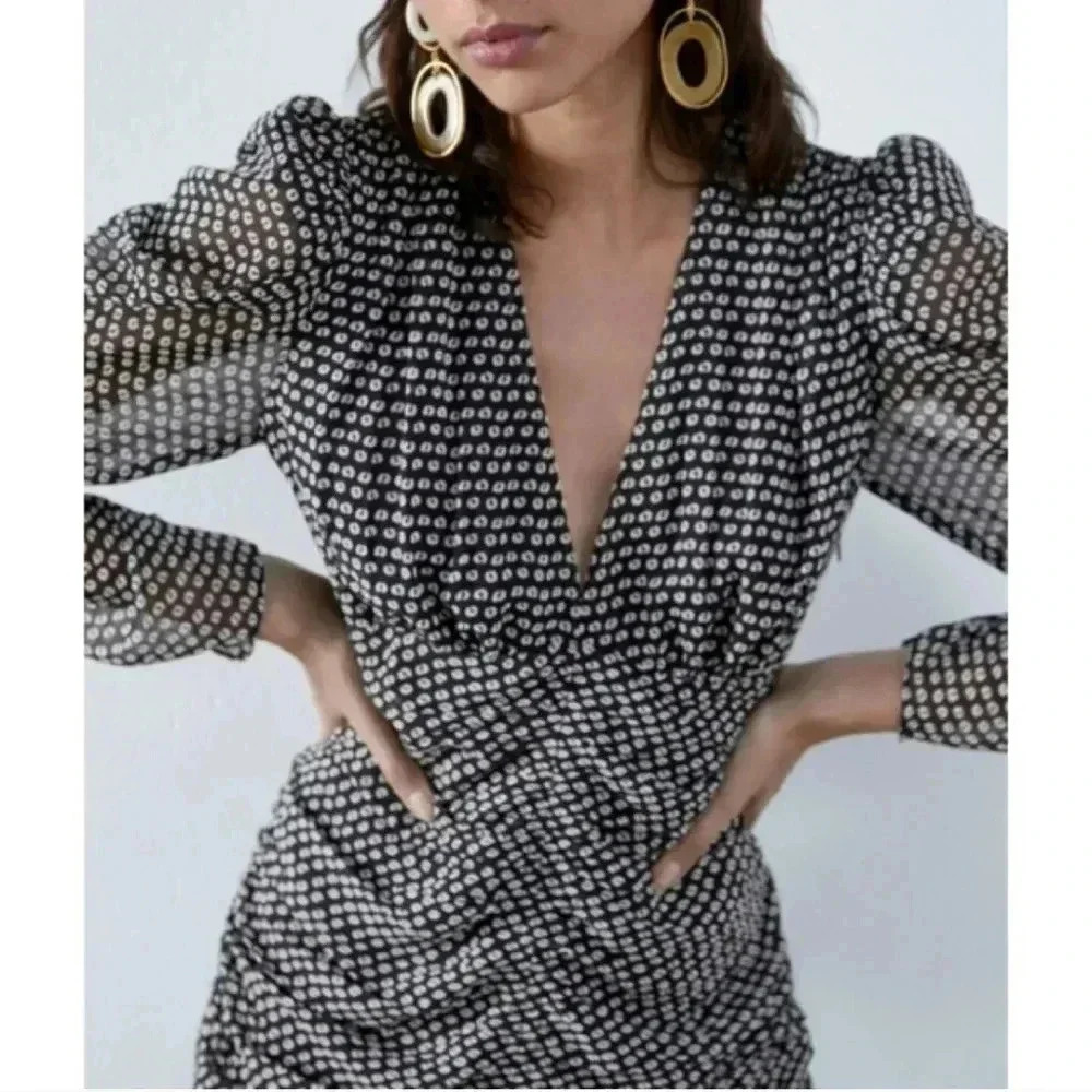 Zara Patterned Ruched Mini Dress - Picture 3 of 11